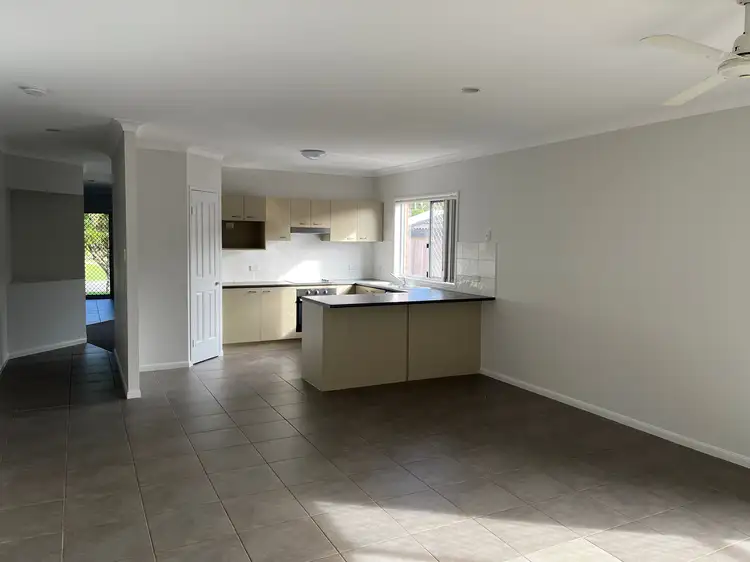 Fifth view of Homely house listing, 10 Varuna Court, Rothwell QLD 4022