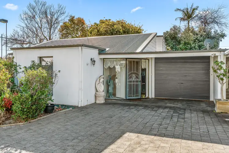 1/72a Moseley Street, Glenelg South SA 5045