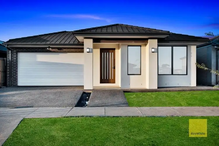 16 Wondrous Boulevard, Tarneit VIC 3029