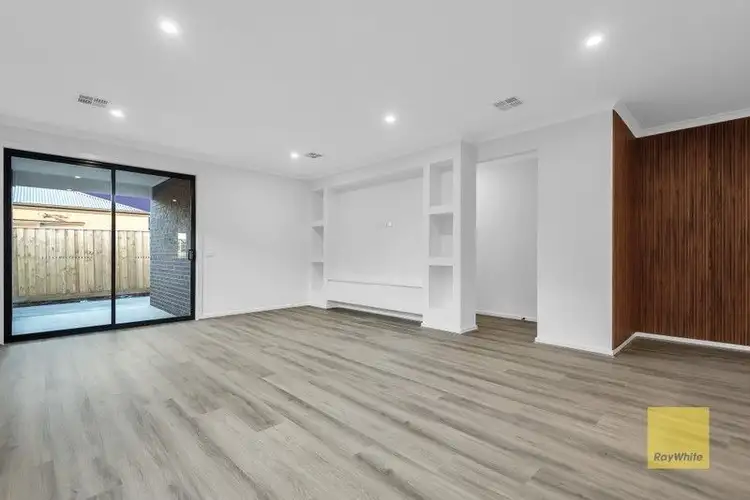 Fifth view of Homely house listing, 16 Wondrous Boulevard, Tarneit VIC 3029