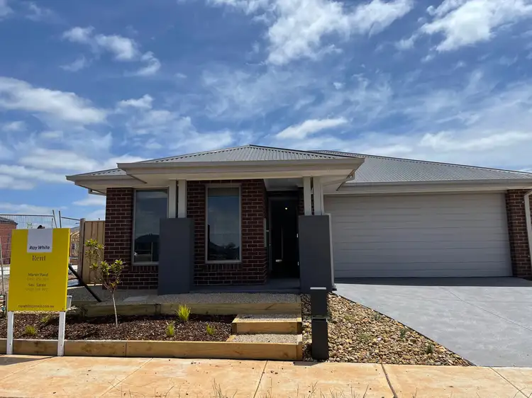58 Carfin Circuit, Thornhill Park VIC 3335