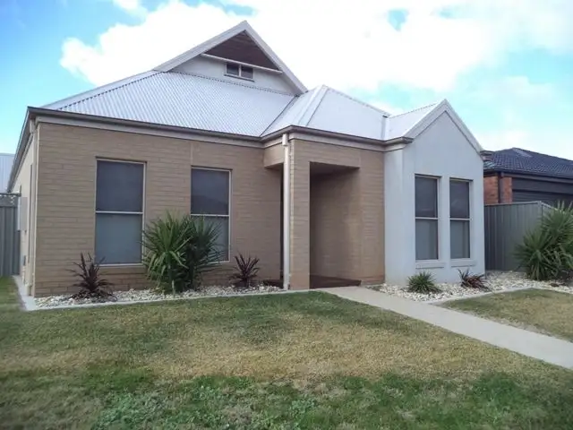 17 James Street, Echuca VIC 3564