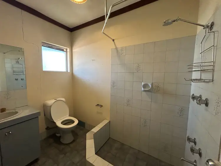 Fifth view of Homely house listing, 4/11 Holman Street, Derby WA 6728