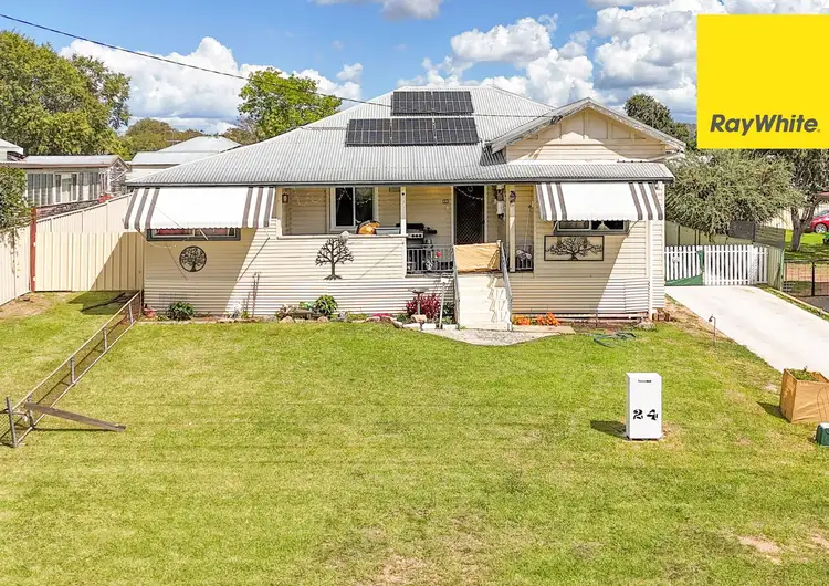 24 May Street, Inverell NSW 2360