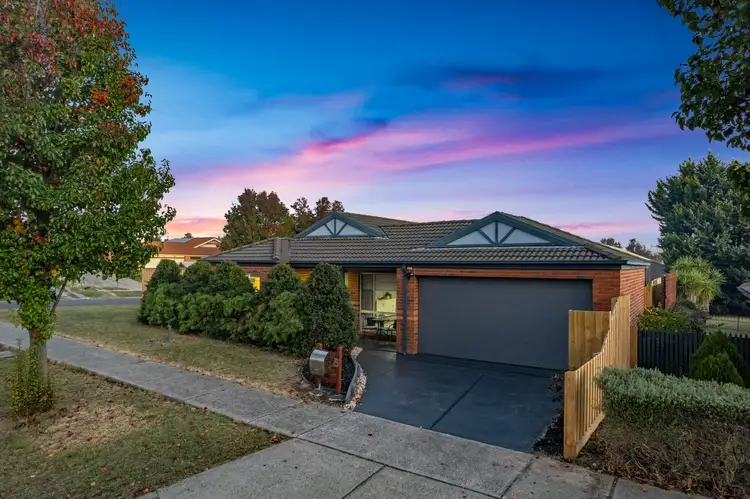 5 Jarrah Court, Pakenham VIC 3810