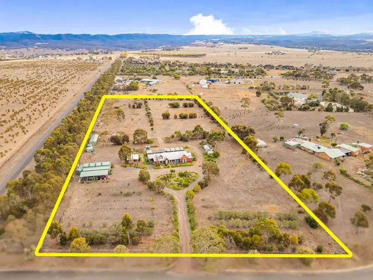 90 Dodemaide Circuit, Merrimu VIC 3340