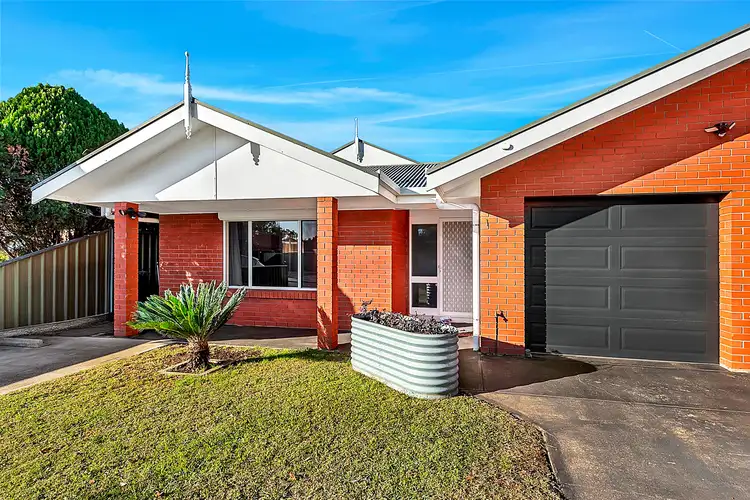 1/10 Wakeling Crescent, Parafield Gardens SA 5107
