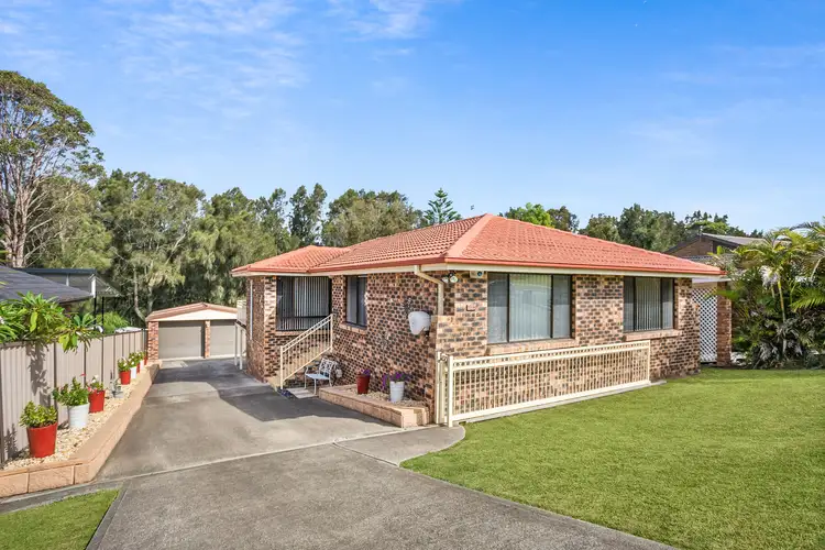 105 Ocean Beach Drive, Shellharbour NSW 2529
