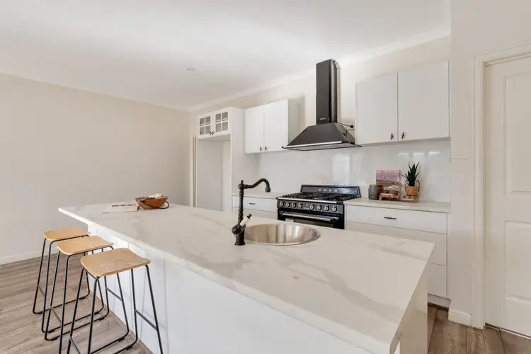 7 Grenville Terrace, Roxburgh Park VIC 3064
