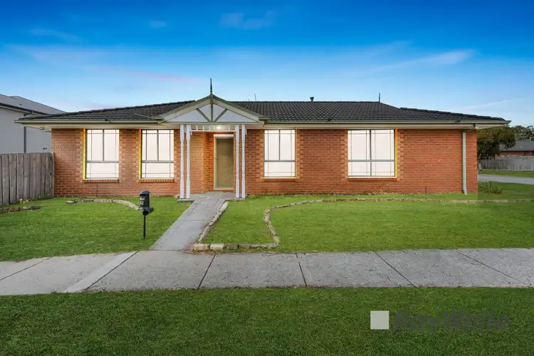 42 Strabane Way, Hampton Park VIC 3976