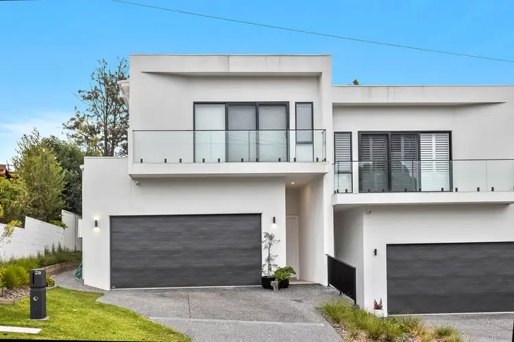 2A Lexburn Avenue, West Wollongong NSW 2500