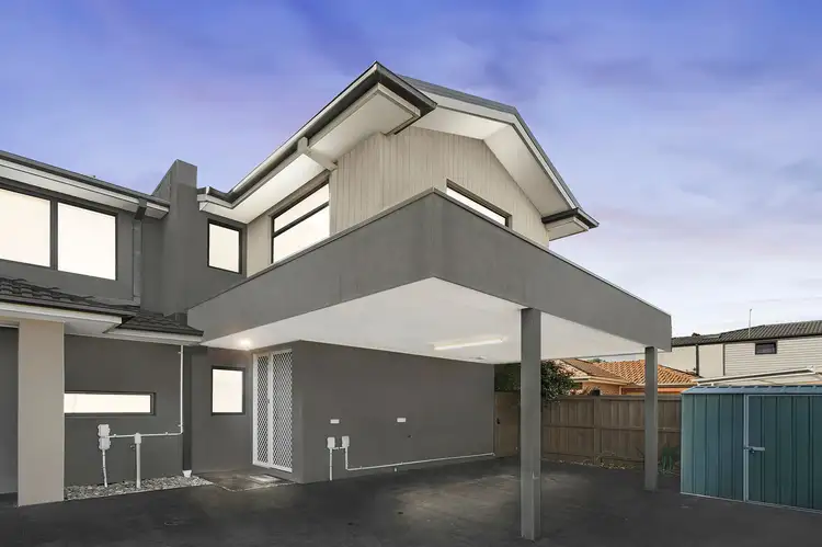 2/90 Arundel Avenue, Reservoir VIC 3073