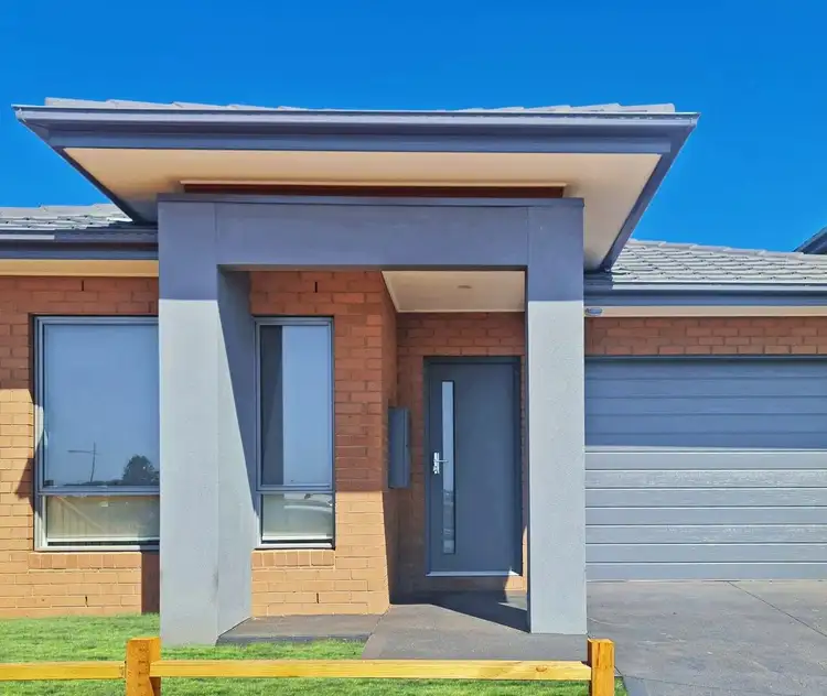Second view of Homely house listing, 32 REVERENCE Drive, Rockbank VIC 3335