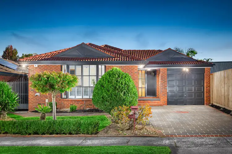 4 Henry Cable Court, Mill Park VIC 3082