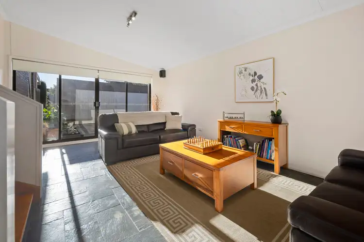 Third view of Homely house listing, 32 Banksia Avenue, Thomastown VIC 3074