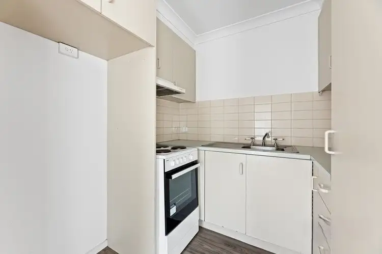 Fourth view of Homely unit listing, 14/16 South Circular Road, Gladstone Park VIC 3043