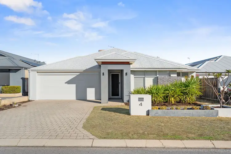 4 Crystal Terrace, Wellard WA 6170