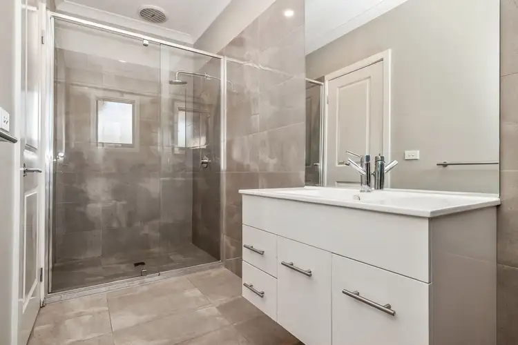 Fifth view of Homely house listing, 4/2 Jackson Street, Croydon VIC 3136