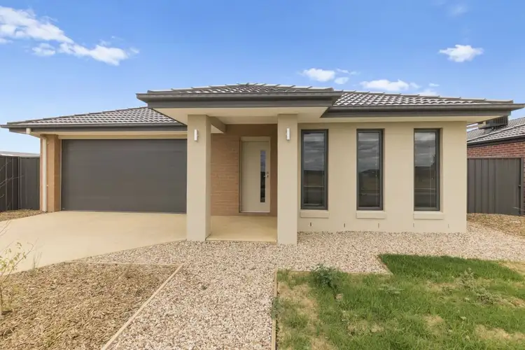 14 Avonbury Drive, Werribee VIC 3030