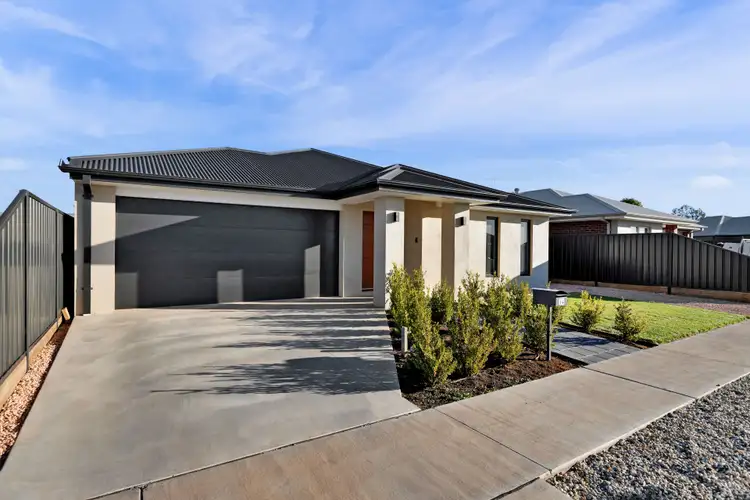 Second view of Homely house listing, 14 Highfield Drive, Mildura VIC 3500