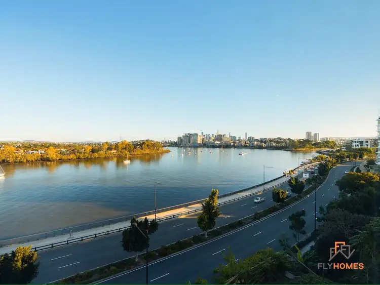 8/35 Hillside Street, Hamilton QLD 4007