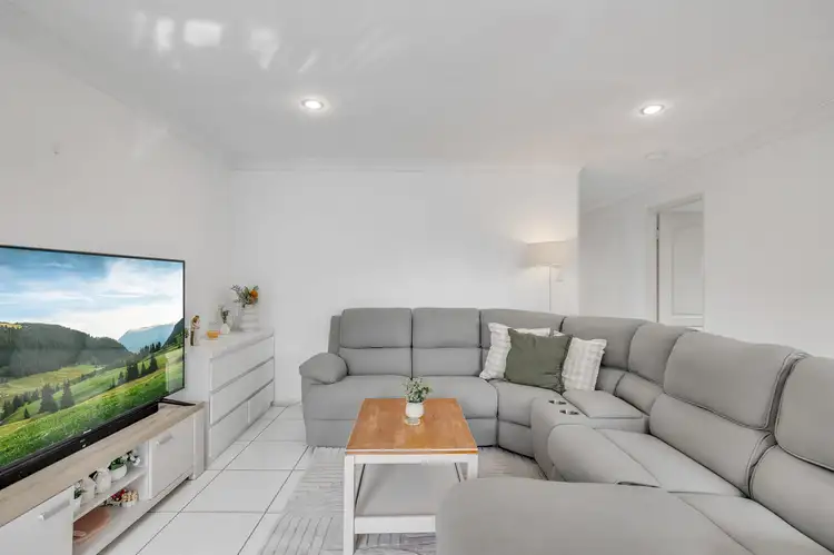 Second view of Homely unit listing, 6/11 Gladstone Street, Newtown QLD 4350