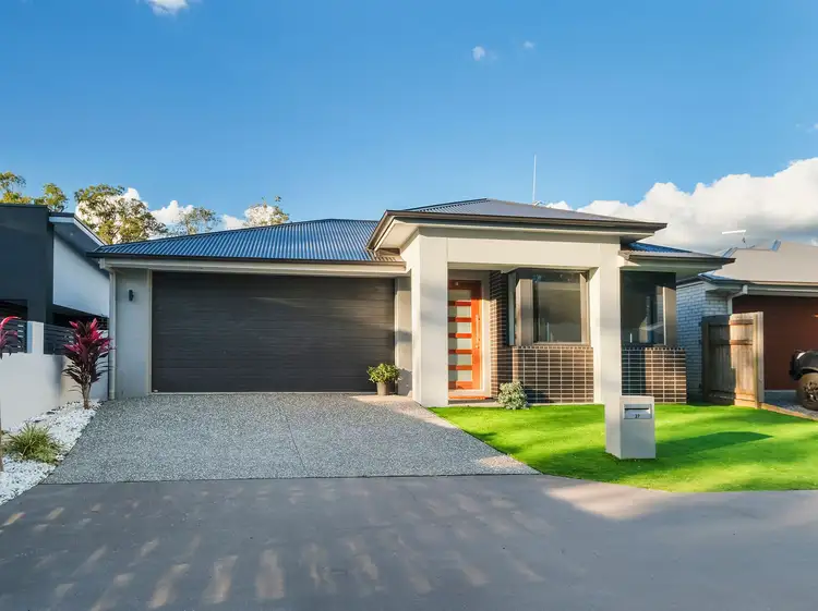 Second view of Homely house listing, 27 Heseltine Place, Pallara QLD 4110