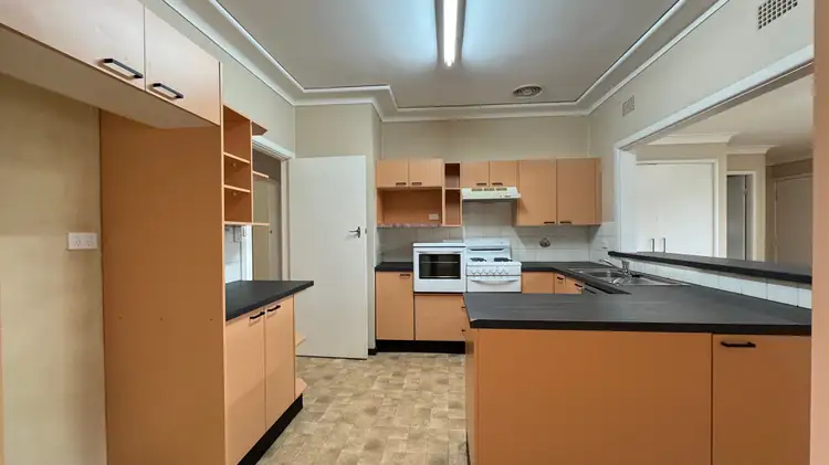 Fifth view of Homely house listing, 16 Reddan Avenue, Penrith NSW 2750