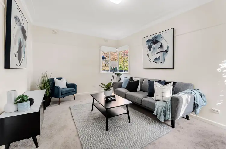 Second view of Homely unit listing, 1/129 Surrey Road, Blackburn VIC 3130