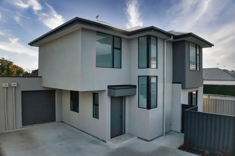 Dwelling 2/5A Ray Street, Findon SA 5023