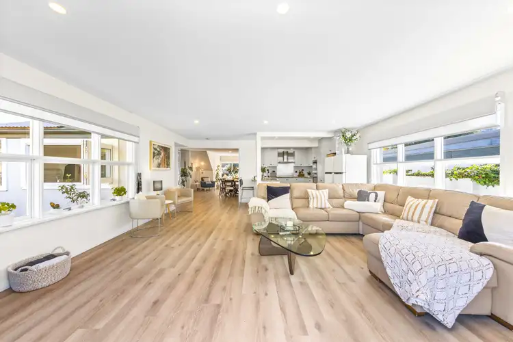 Fifth view of Homely house listing, 5 Ballyshannon Road, Killarney Heights NSW 2087