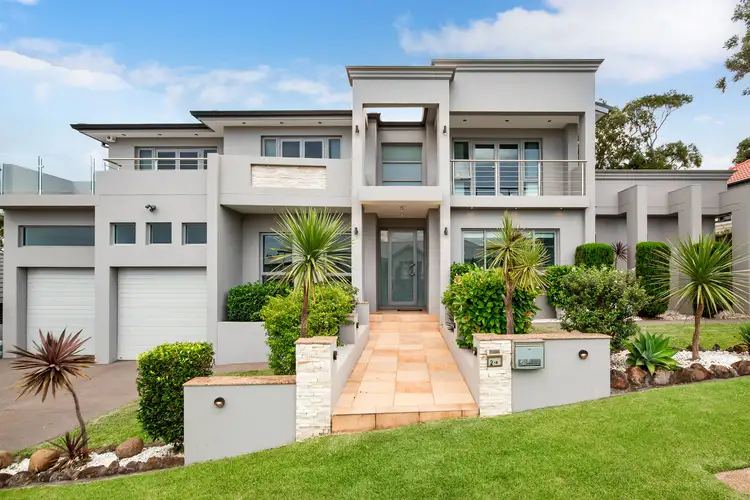 2A Daphne Street, Caringbah South NSW 2229
