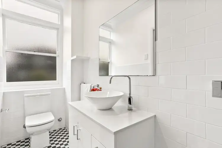 Fifth view of Homely apartment listing, 13/3 McDonald Street, Potts Point NSW 2011