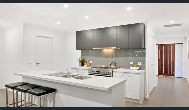 Third view of Homely house listing, 5 Shalimar Way, Truganina VIC 3029