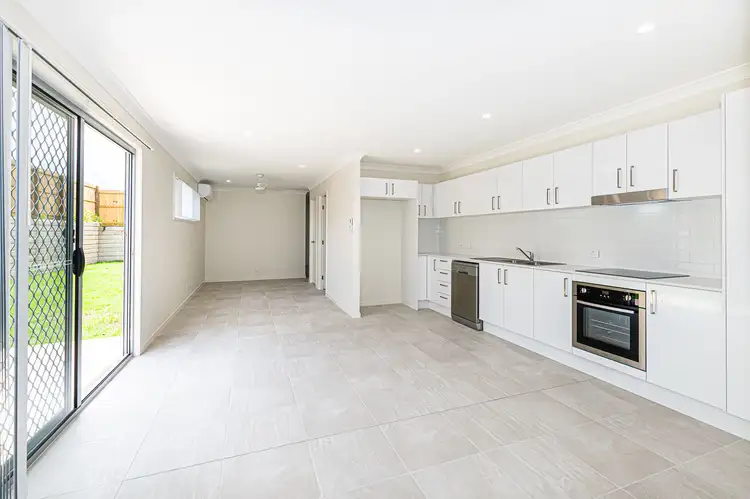 Fifth view of Homely semi-detached listing, 1/47 Sapphire Crescent, Redbank Plains QLD 4301