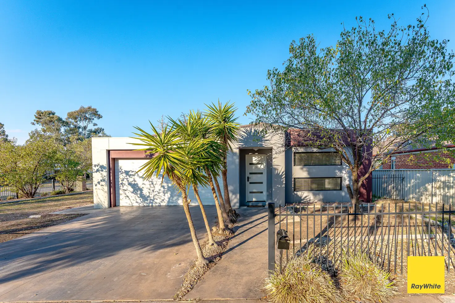 Main view of Homely house listing, 3 Acacia Park Drive, Epsom VIC 3551