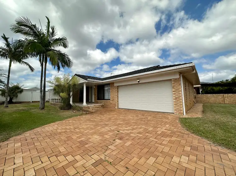 24 Arcadia Drive, Mermaid Waters QLD 4218