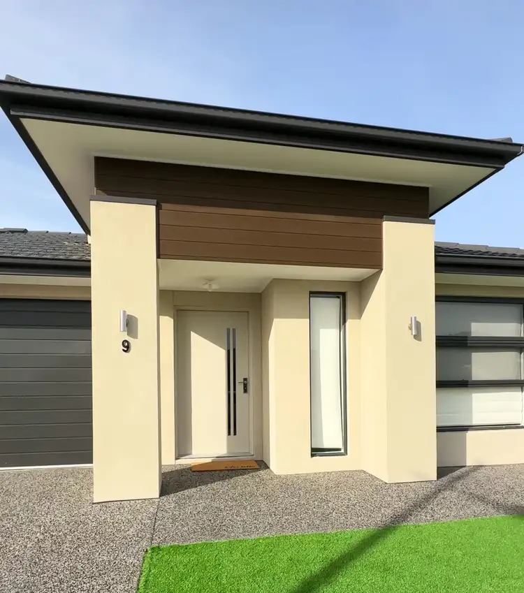 9 Grassy Street, Armstrong Creek VIC 3217
