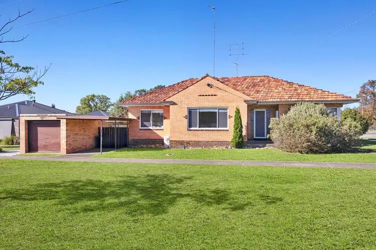 8 Kent Street, Sebastopol VIC 3356