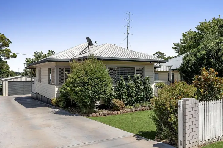 11 Peel Street, South Toowoomba QLD 4350