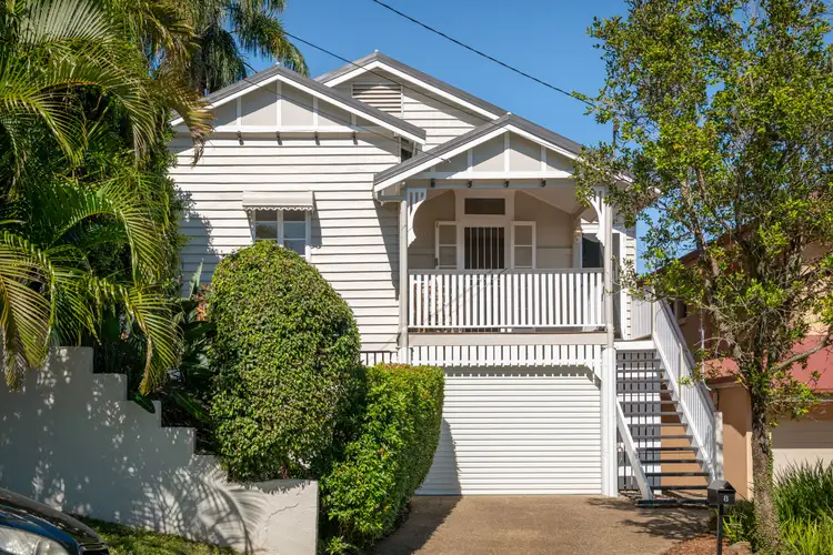 8 Thorn Street, Red Hill QLD 4059