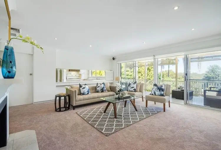 36 Lawley Crescent