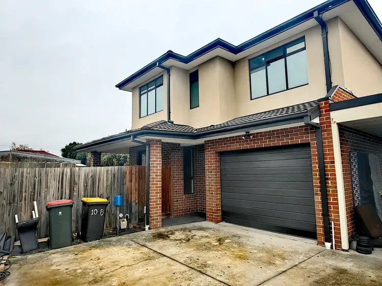 2/10 Jason Street, Oakleigh South VIC 3167