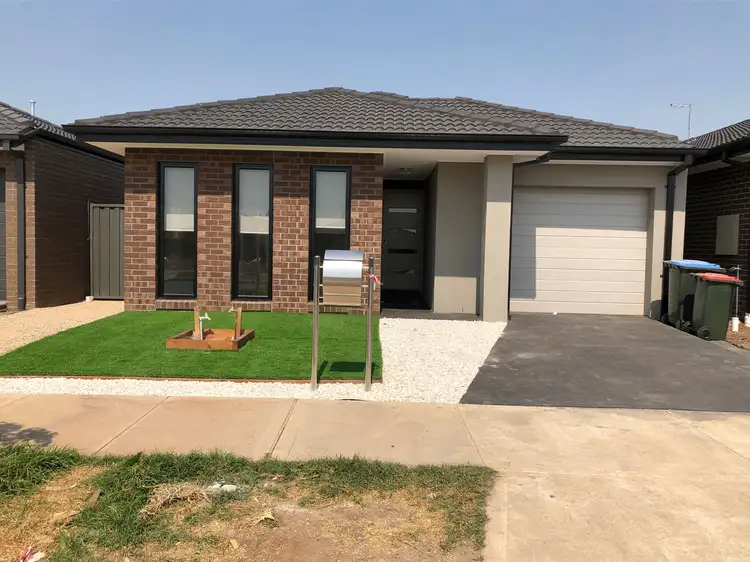 Second view of Homely house listing, 19 Bridport Circuit, Tarneit VIC 3029