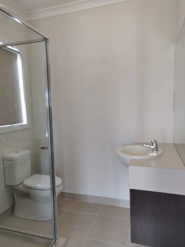 Fifth view of Homely house listing, 19 Bridport Circuit, Tarneit VIC 3029