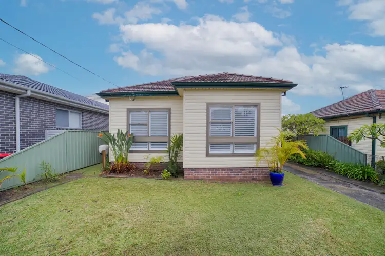 111 Villiers Road, Padstow Heights NSW 2211