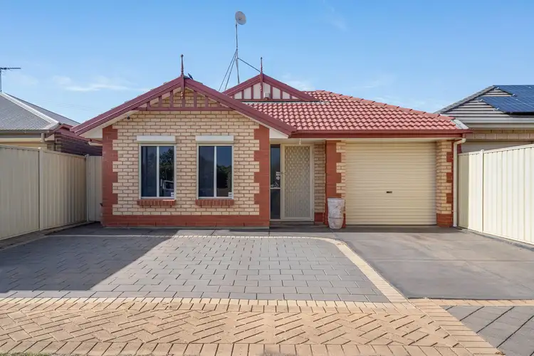 4 Deal Court, Paralowie SA 5108
