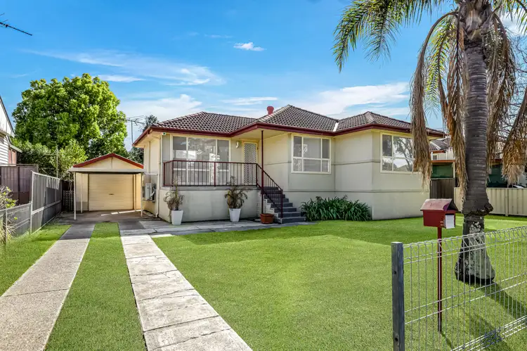 Main view of Homely house listing, 10 Canara Place, Smithfield NSW 2164
