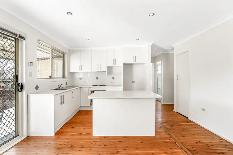 Third view of Homely house listing, 10 Canara Place, Smithfield NSW 2164