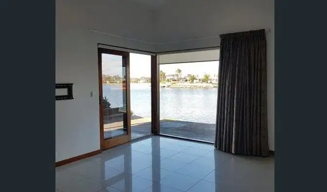 Fourth view of Homely unit listing, 8/9 Crowle Grove, West Lakes Shore SA 5020